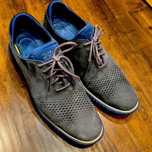 Men's 2.ZERØGRAND Lined Laser Suede Wingtip Oxford